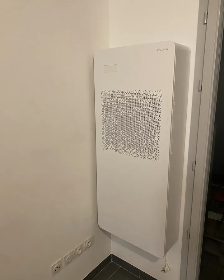 15 HP vertical, posé au sol ou fixé au mur